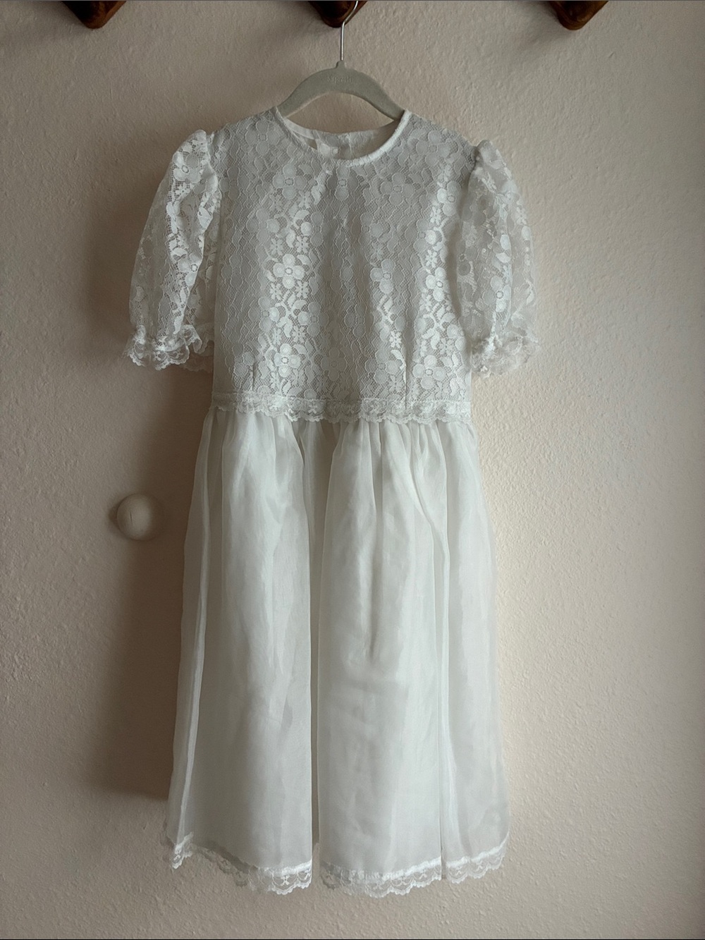 Vintage White Lace & Organza Girls' Formal Dress 8